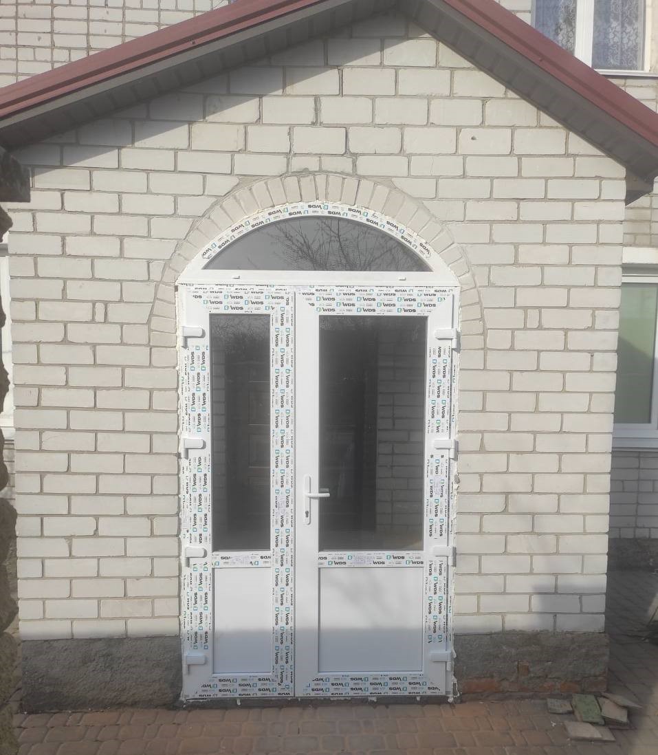 Вхідні двері